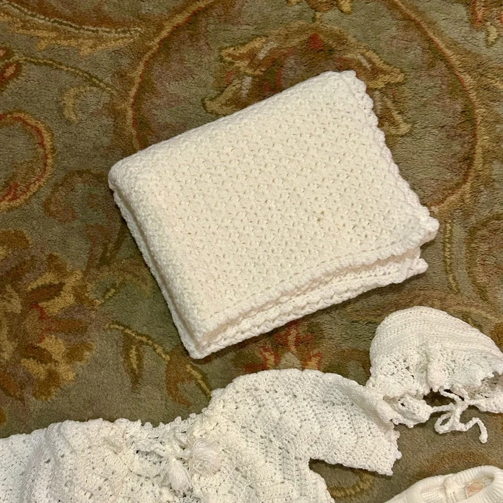 Vintage 6pc 3-9mth handmade set - Picture 7 of 7